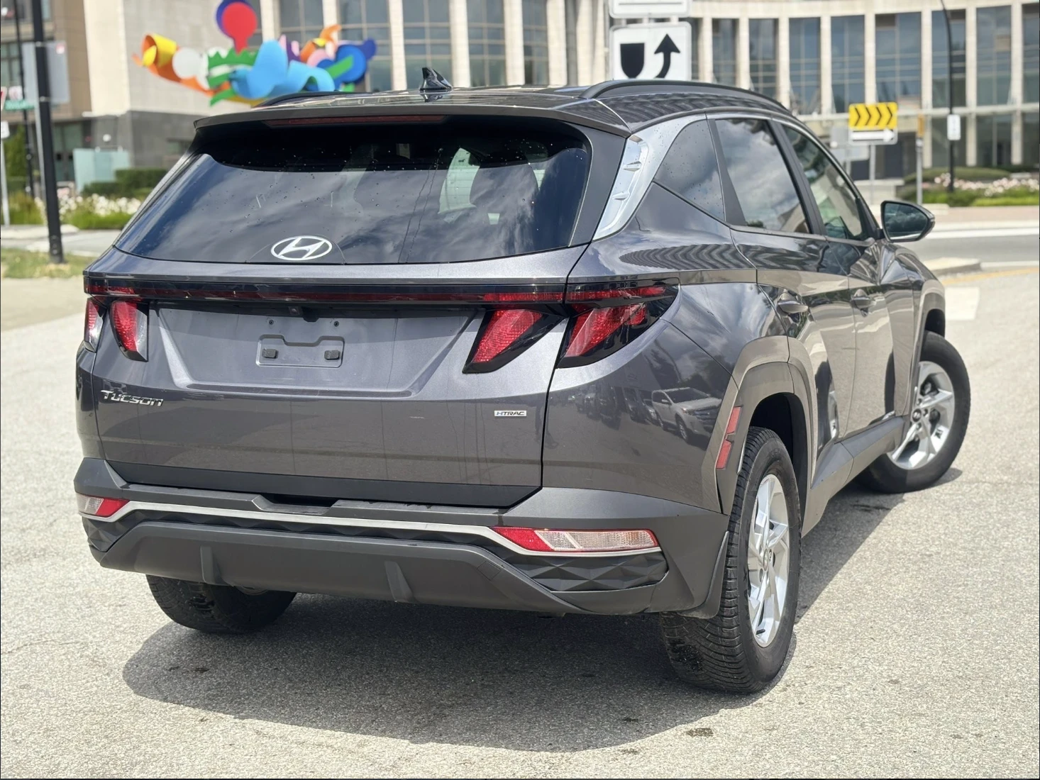 Hyundai Tucson AWD* ДИГИТАЛНО* ТАБЛО* ПОДГРЕВ* 360КАМЕРА* LANE* A - изображение 4
