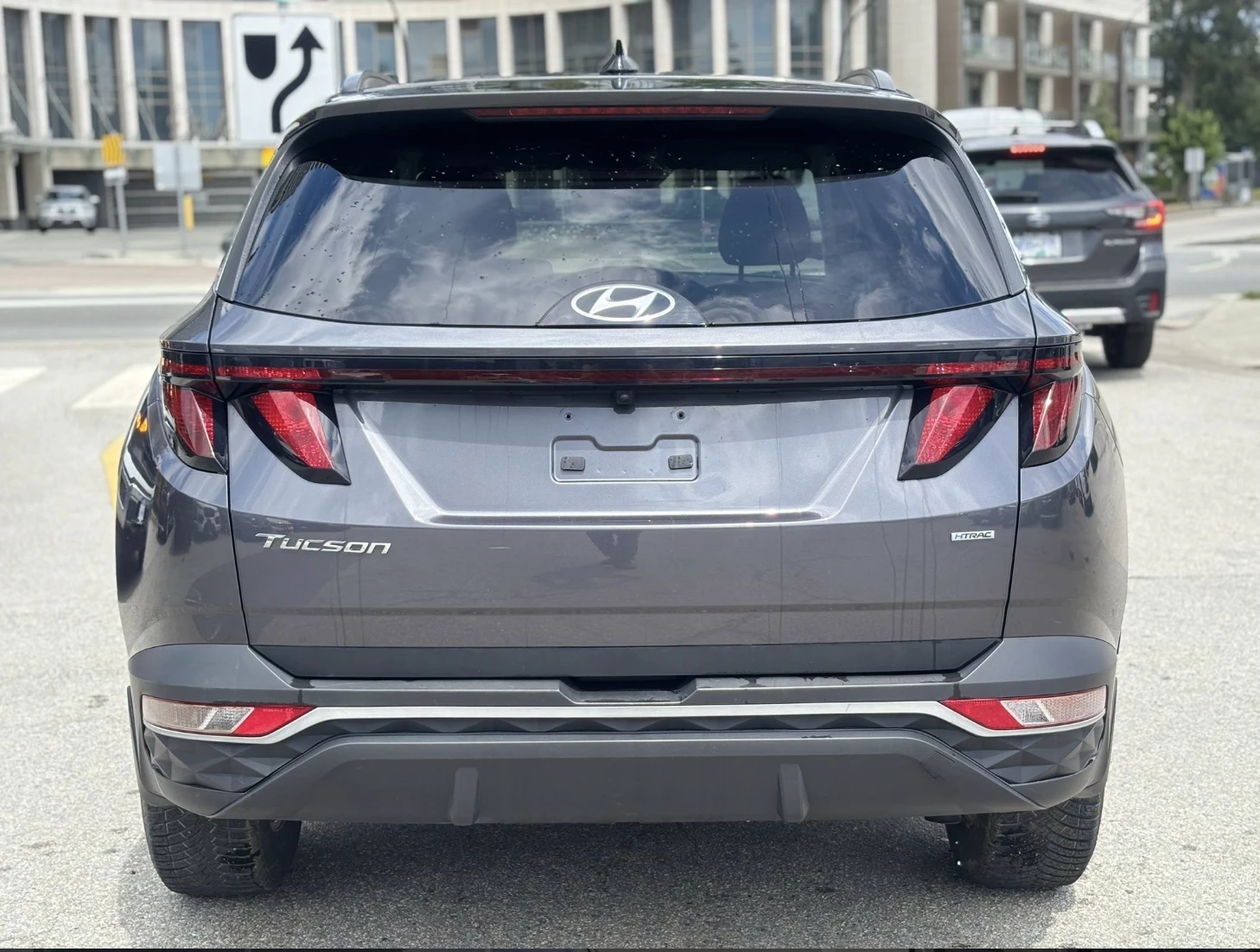 Hyundai Tucson AWD* ДИГИТАЛНО* ТАБЛО* ПОДГРЕВ* 360КАМЕРА* LANE* A - изображение 8