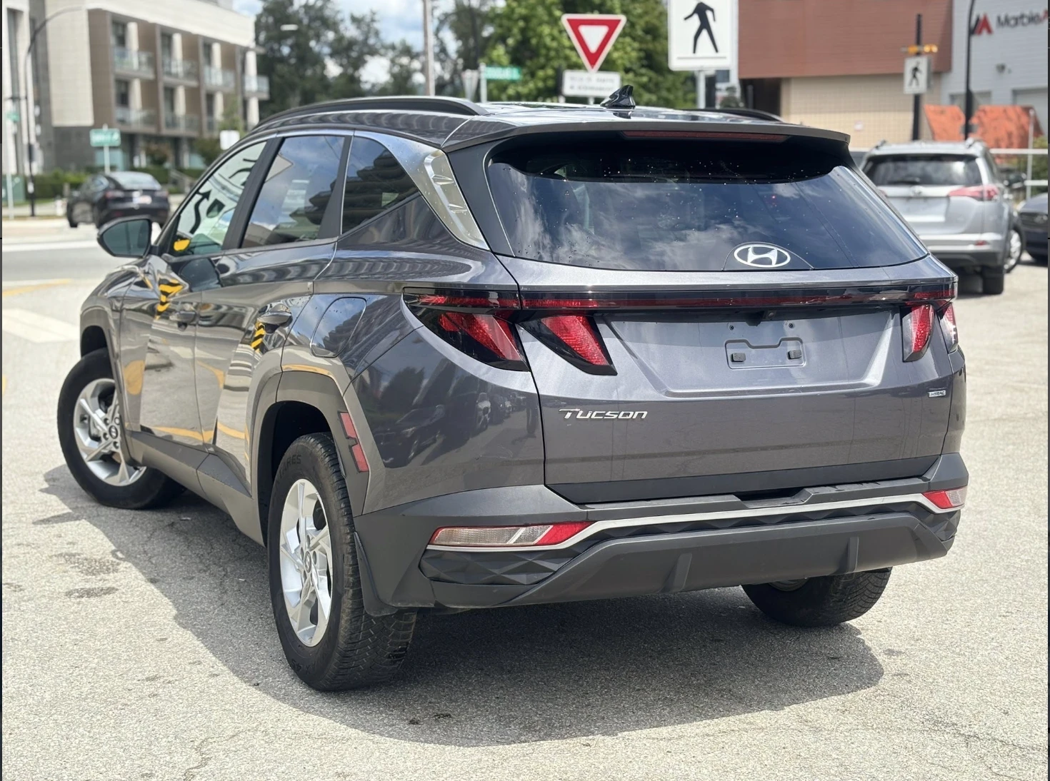 Hyundai Tucson AWD* ДИГИТАЛНО* ТАБЛО* ПОДГРЕВ* 360КАМЕРА* LANE* A - изображение 2