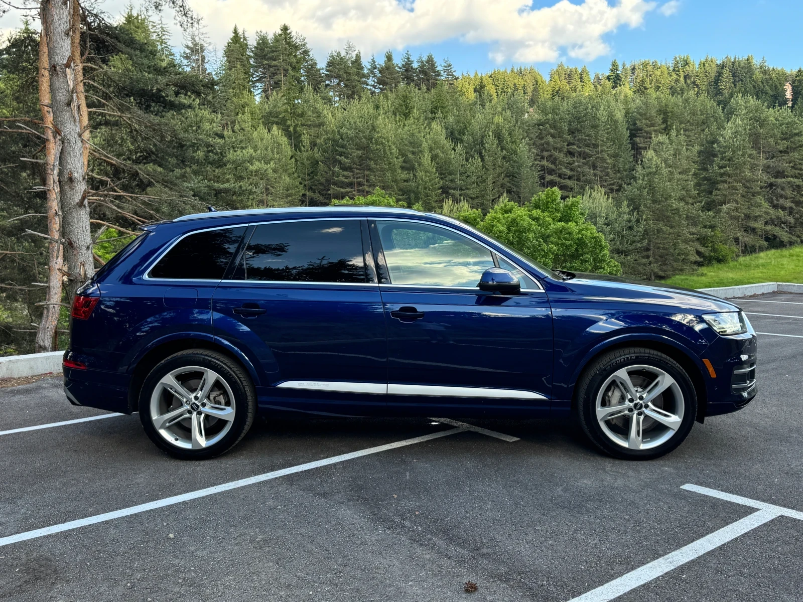 Audi Q7 Ниски километри, снимка 4 - Автомобили и джипове - 54973045