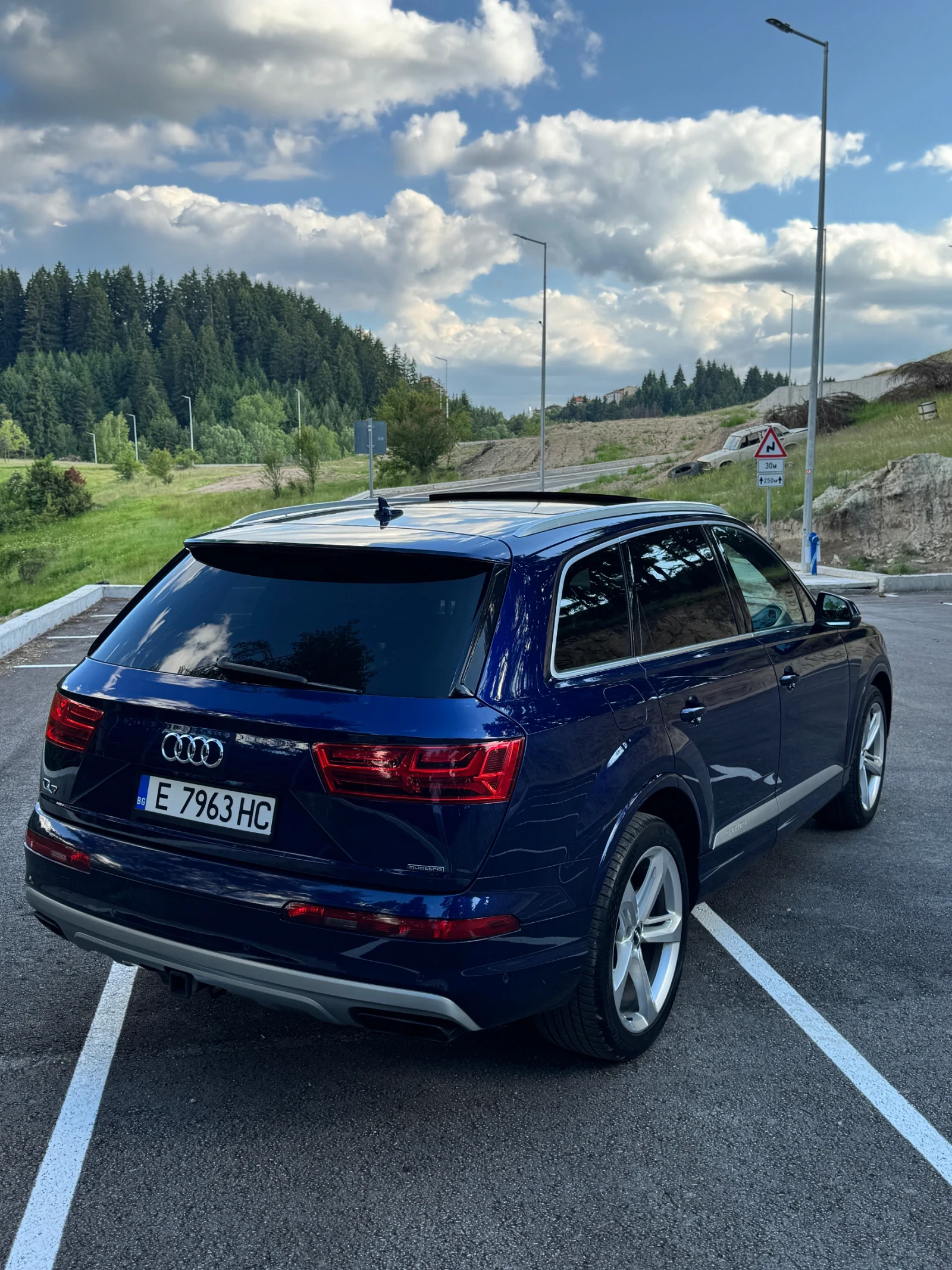 Audi Q7 Ниски километри, снимка 6 - Автомобили и джипове - 54973045