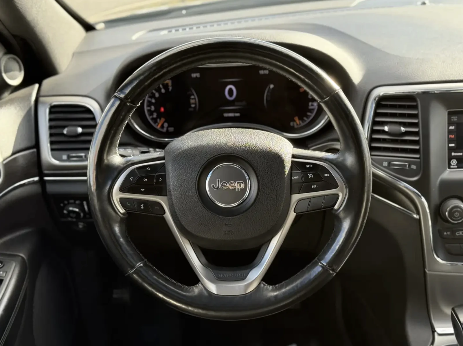 Jeep Grand cherokee 2018 Jeep Grand Cherokee LIMITED - изображение 7