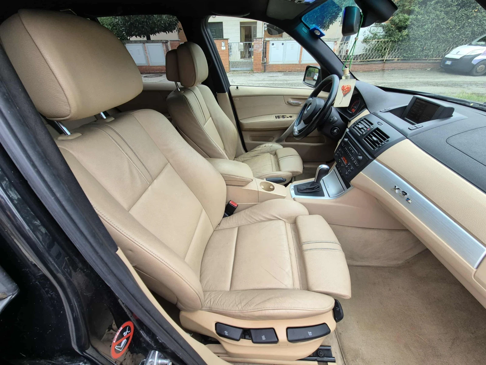 BMW X3 2d X-drive, снимка 8 - Автомобили и джипове - 54152914