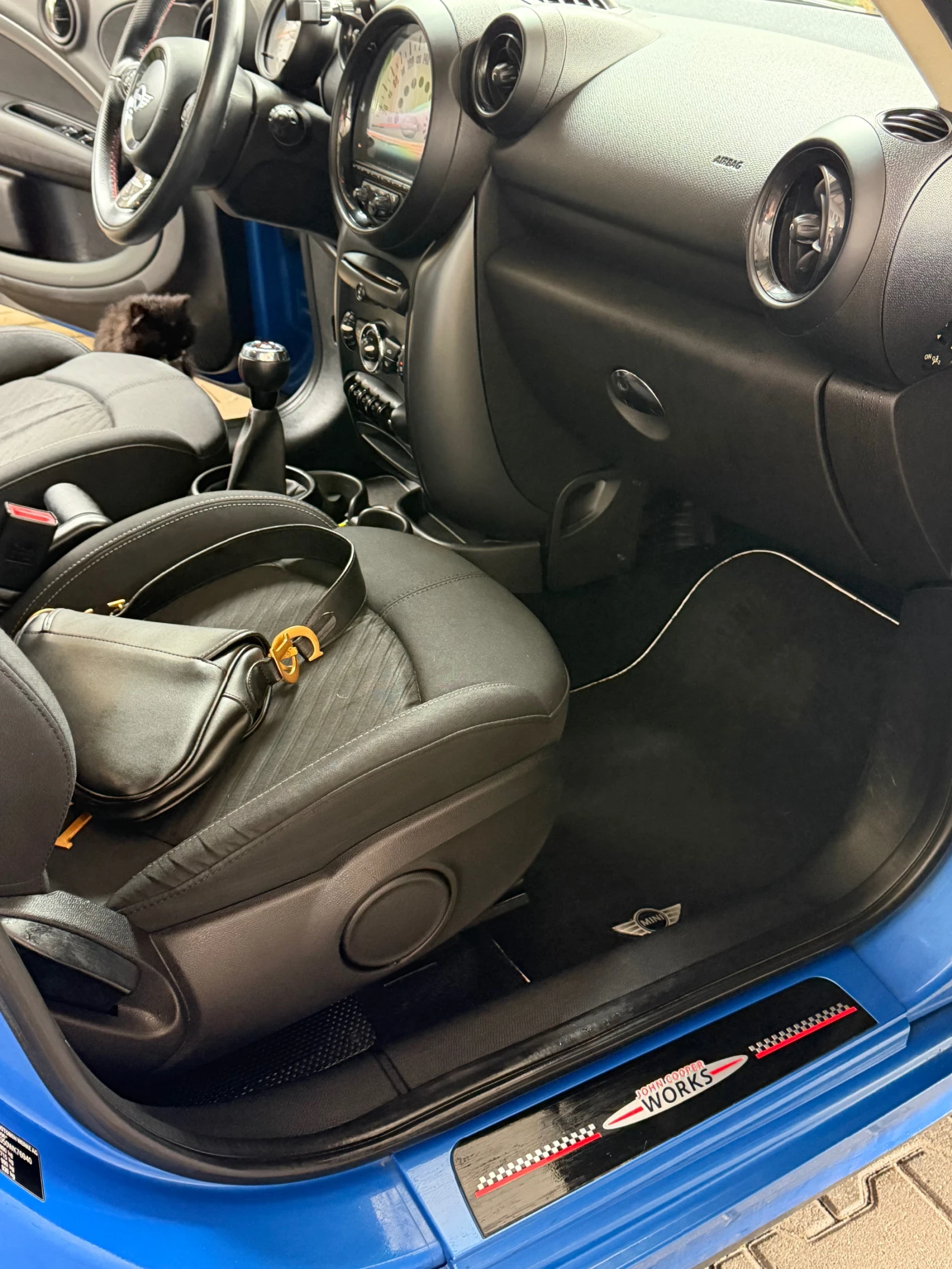 Mini Countryman John Cooper Works ALL4 S, снимка 13 - Автомобили и джипове - 53485461