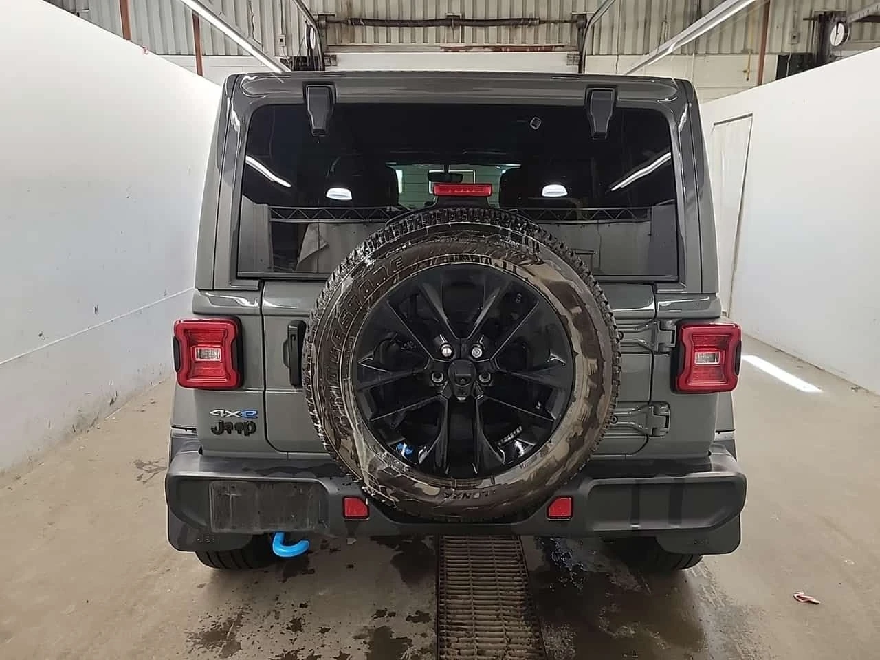 Jeep Wrangler * UNLIMITED SAHARA * CARFAX * ONE OWNER *  | Mobile.bg � ����������� 5