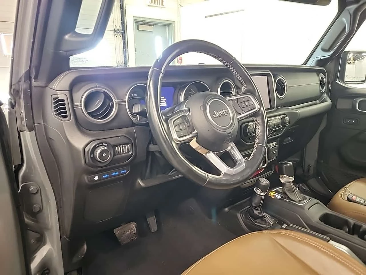Jeep Wrangler * UNLIMITED SAHARA * CARFAX * ONE OWNER *  | Mobile.bg � ����������� 10