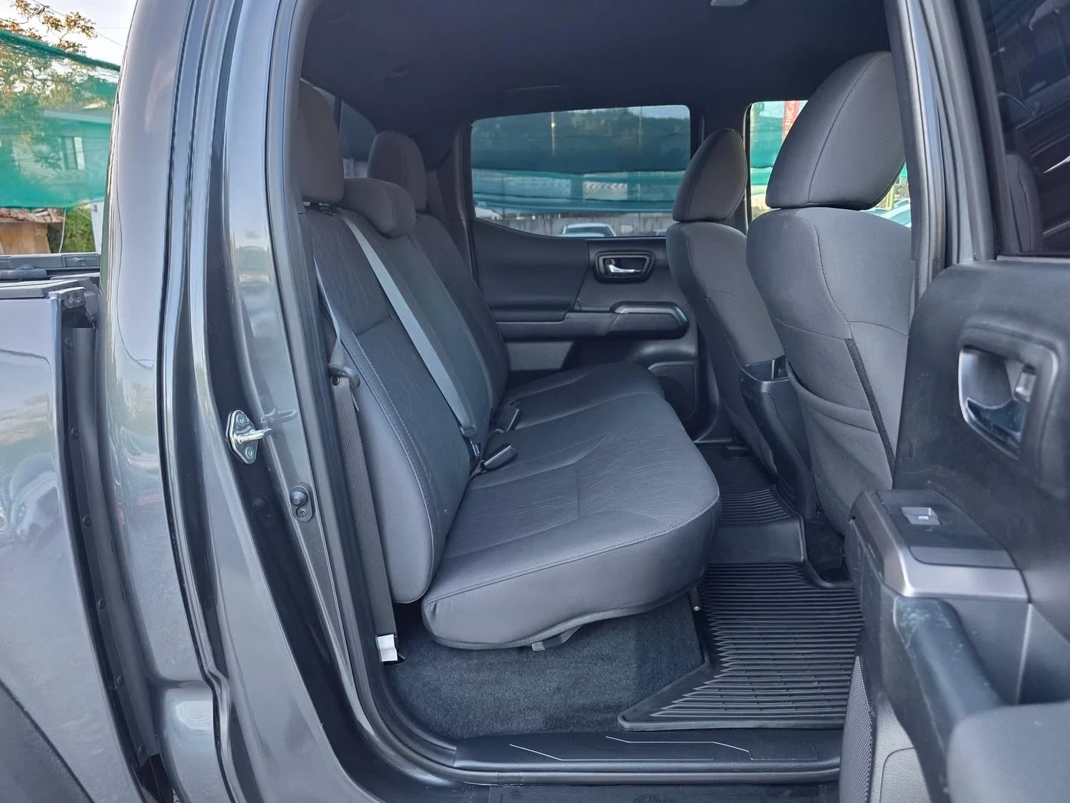 Toyota Tacoma 3.5i 282K.C. / OFF ROAD / АВТОМАТ / НАВИ / КАМЕРА, снимка 9 - Автомобили и джипове - 54626152
