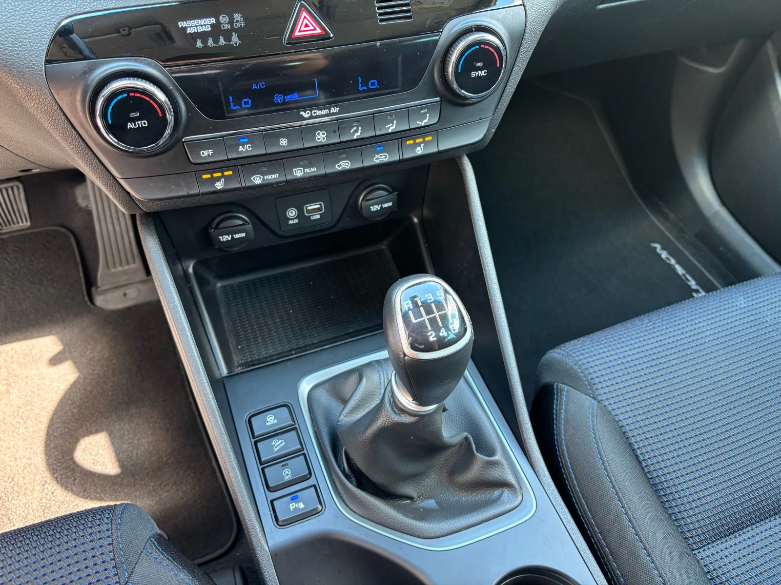 Hyundai Tucson 1.7CRDI-FULLL* * * , снимка 12 - Автомобили и джипове - 54976545