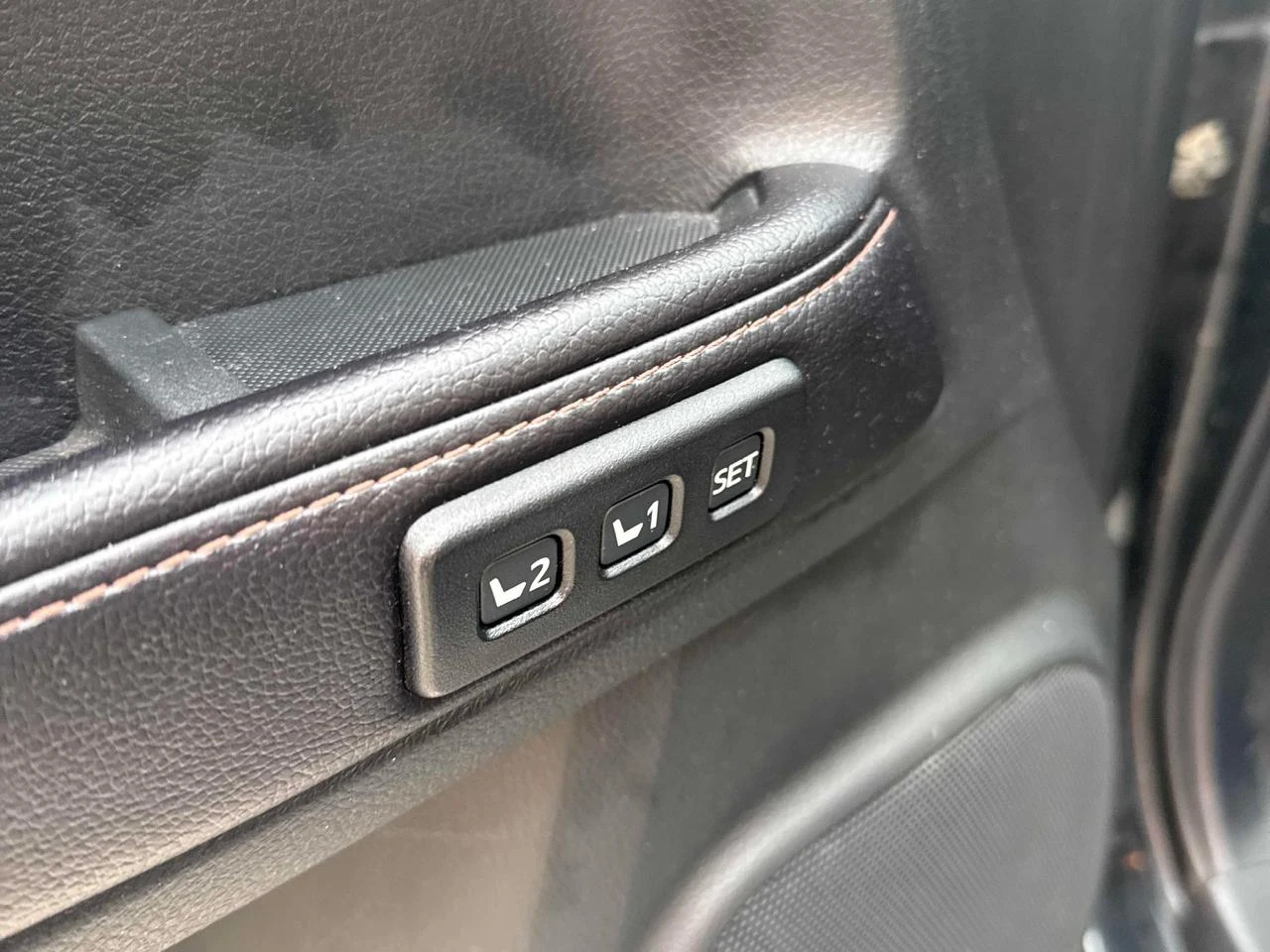 Toyota 4runner SR5 Limited* 4.0* JBL* Обдух* Подгрев* 7Местна* , снимка 13 - Автомобили и джипове - 55260168