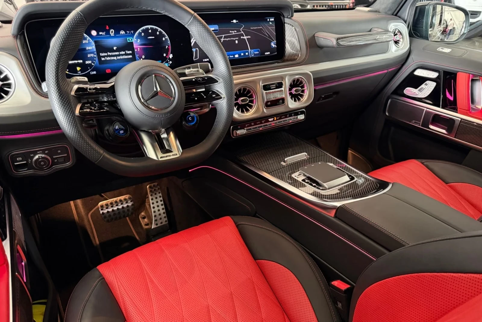 Mercedes-Benz G 63 AMG FACELIFT* MANUFAKTUR* CARBON* BURMESTER* , снимка 6 - Автомобили и джипове - 55667799