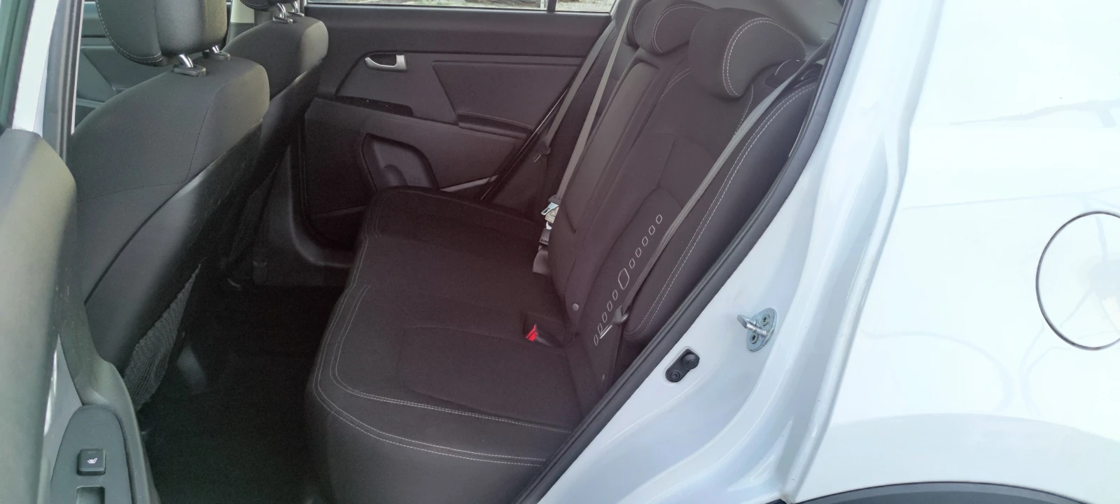 Kia Sportage 2.0CRDI 4x4, снимка 11 - Автомобили и джипове - 56353462