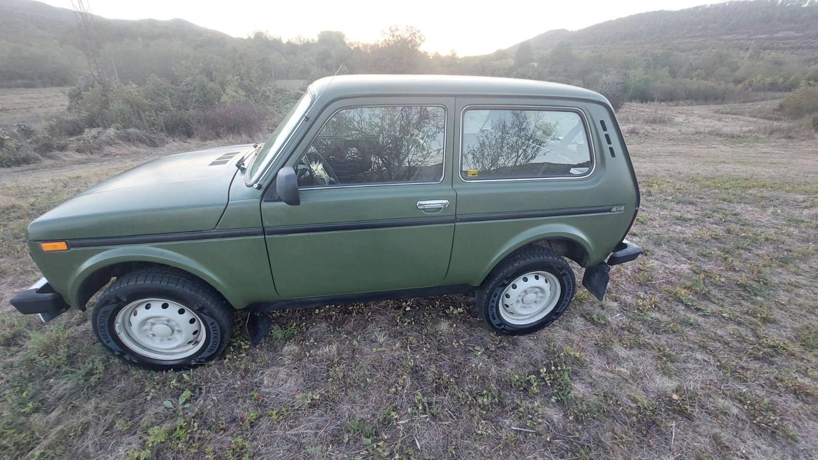Lada Niva 1.7и, снимка 3 - Автомобили и джипове - 56390031