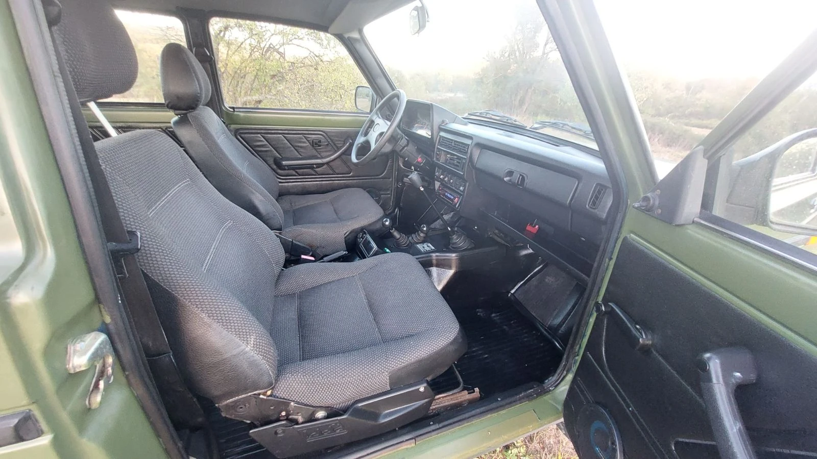 Lada Niva 1.7и, снимка 10 - Автомобили и джипове - 56390031