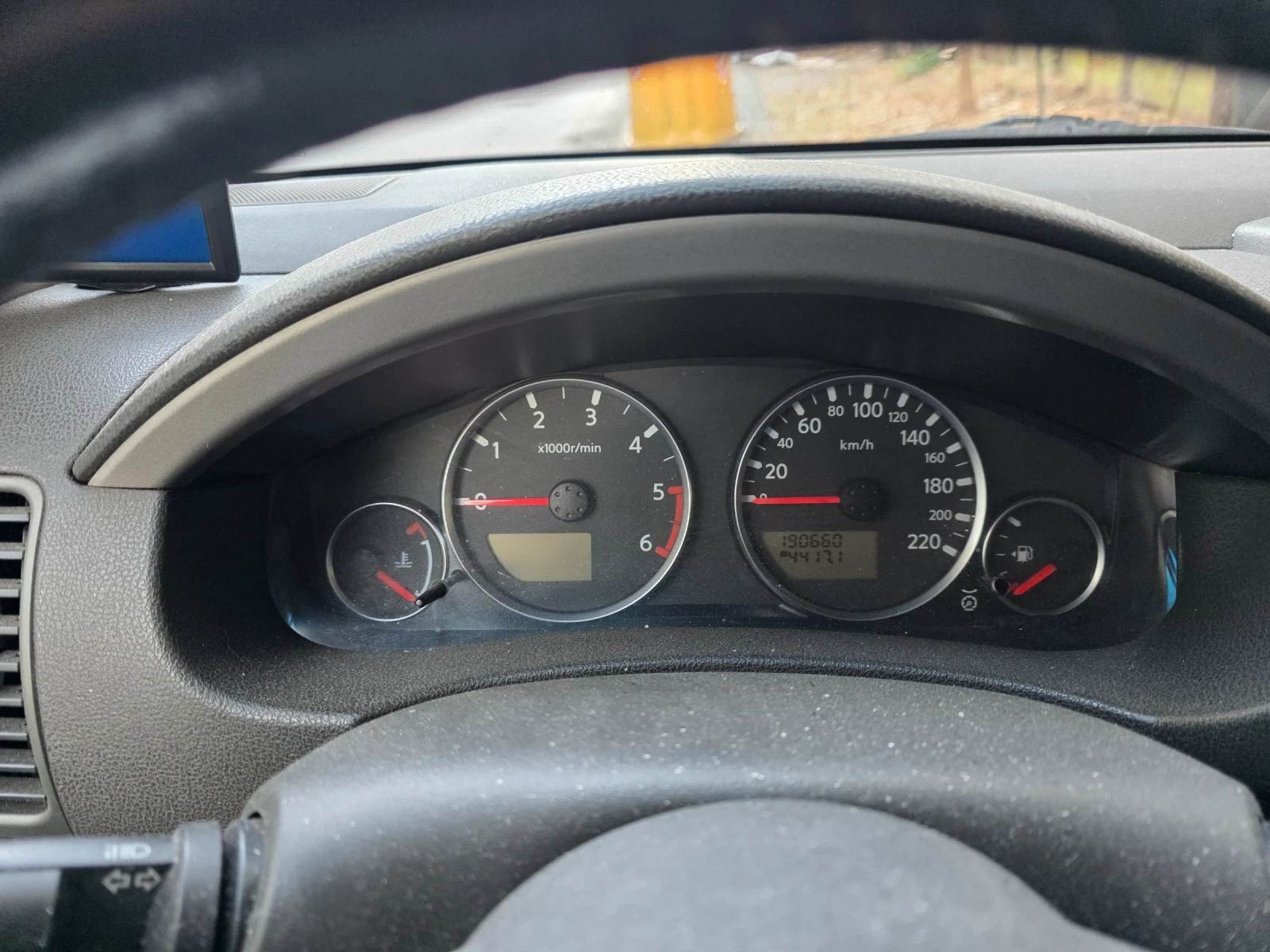 Nissan Pathfinder Джип, снимка 10 - Автомобили и джипове - 56531676