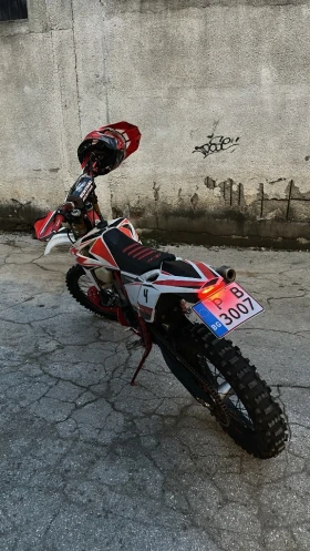 Beta Rr | Mobile.bg � ����� ������ 4