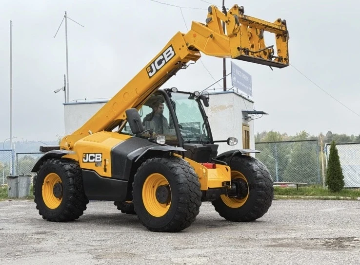 Телескопичен товарач JCB 531-70 AGRI