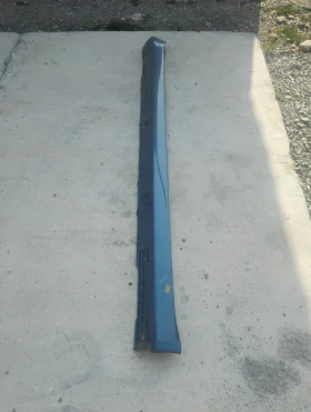 праг външен ляв пластмасов Субару Легаси 3.0R