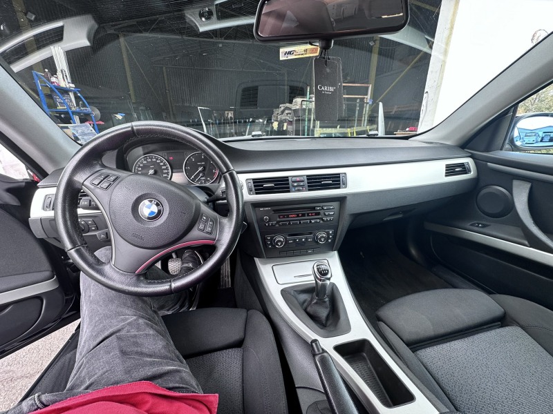 BMW 320, снимка 5 - Автомобили и джипове - 45313807