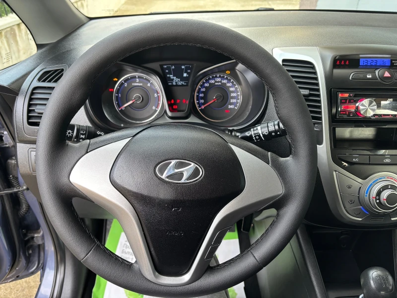 Hyundai Ix20 1.4 CRDi, снимка 9 - Автомобили и джипове - 48230854