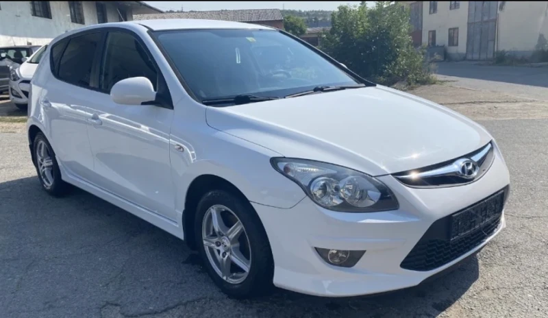 Hyundai I30 1.6-125kс.-Face, снимка 7 - Автомобили и джипове - 49104238