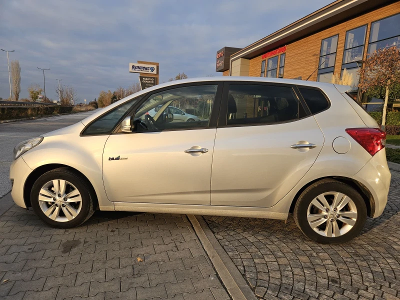 Hyundai Ix20 1.6i SWISS EDITION , снимка 2 - Автомобили и джипове - 49409317