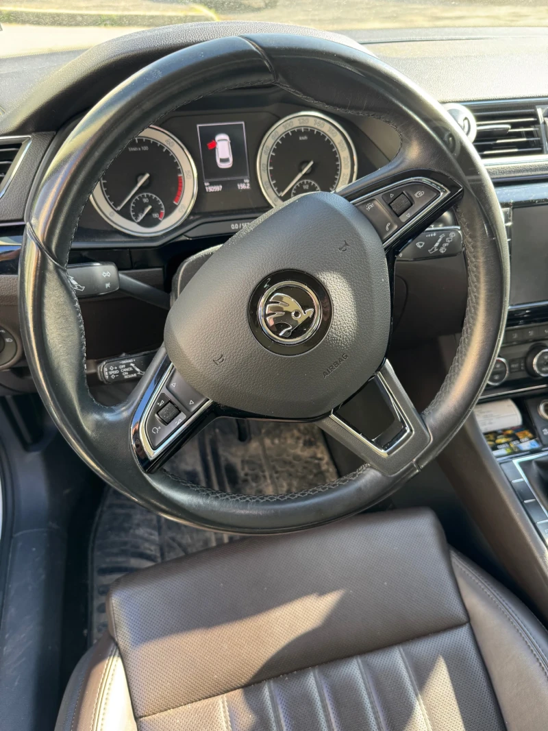 Skoda Superb L&K, снимка 3 - Автомобили и джипове - 49881648