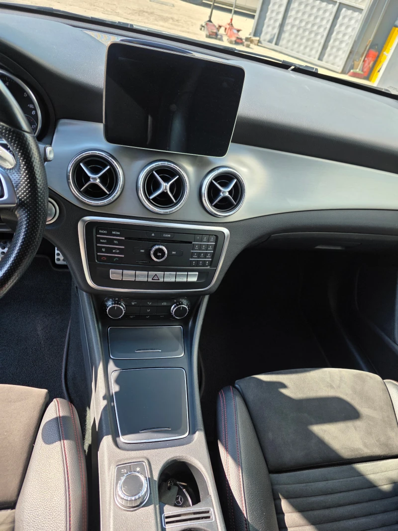 Mercedes-Benz CLA 200 CDI AMG 4MATIC, снимка 14 - Автомобили и джипове - 50544630