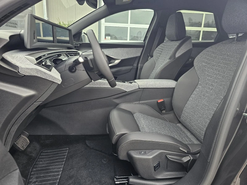 Peugeot 3008 E* 73kW* NAVI* LED* CAM* , снимка 8 - Автомобили и джипове - 51603460