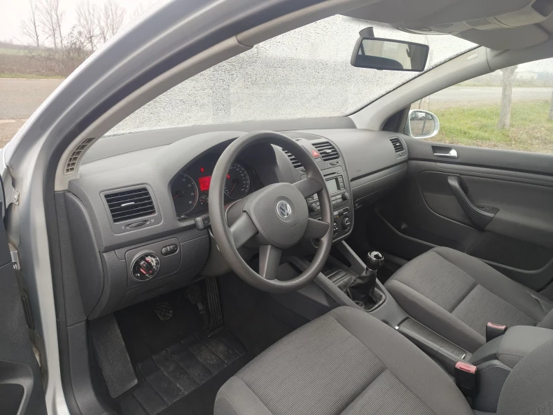 VW Golf 1.6i 102, снимка 11 - Автомобили и джипове - 52890391