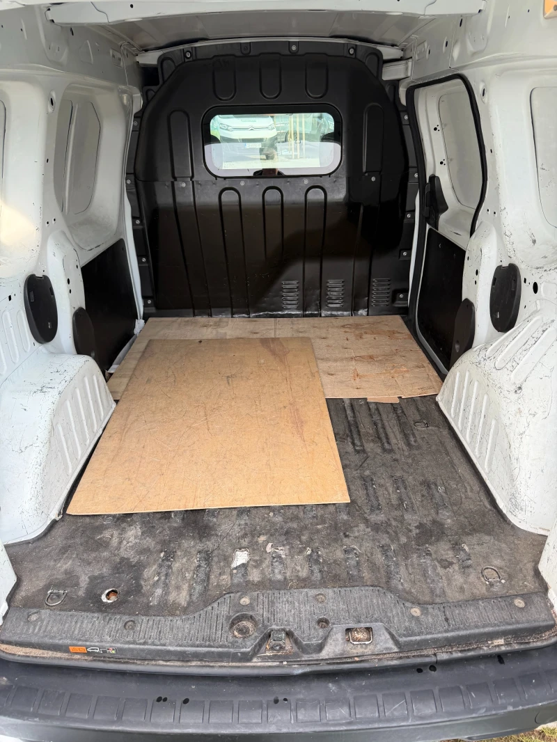 Dacia Dokker 1.5, снимка 5 - Автомобили и джипове - 53355570