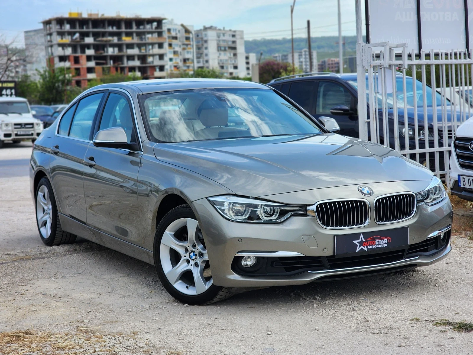 BMW 320 i Facelift, снимка 1