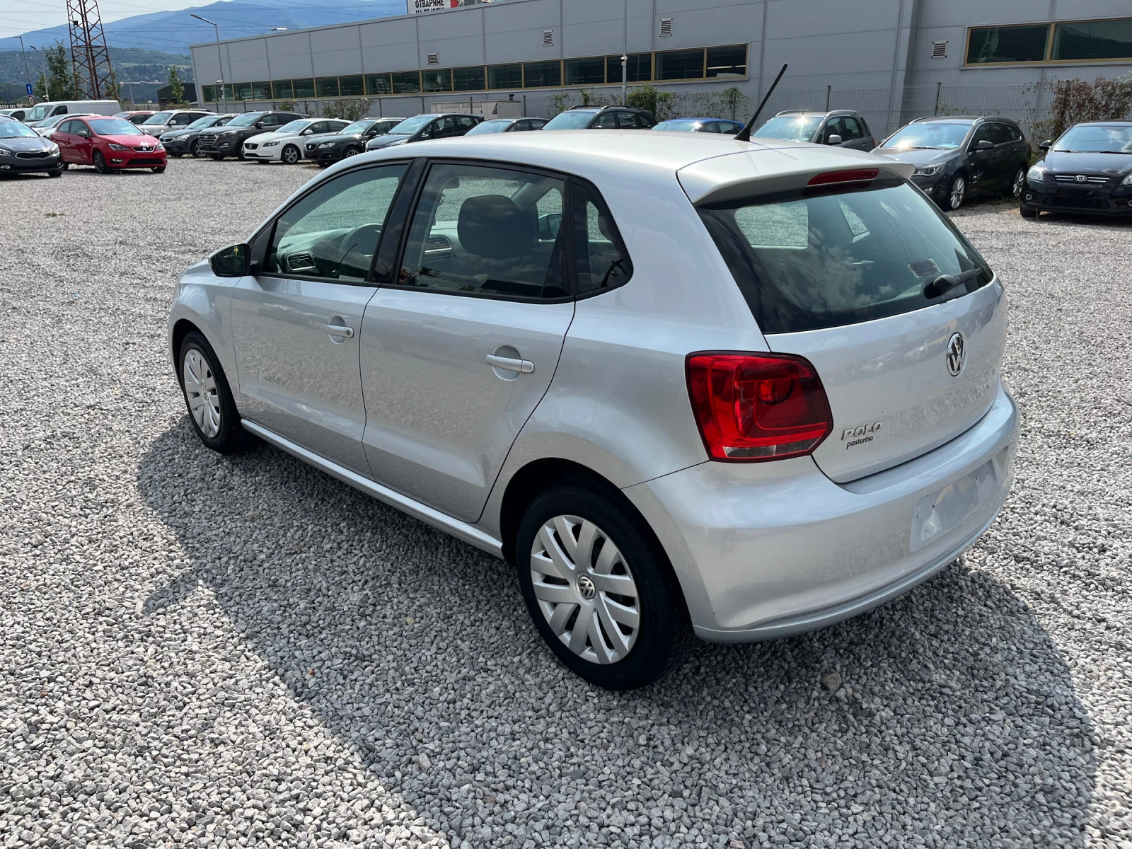 VW Polo 1.2i-70k.c. Comfortline /Навигация/ - изображение 4