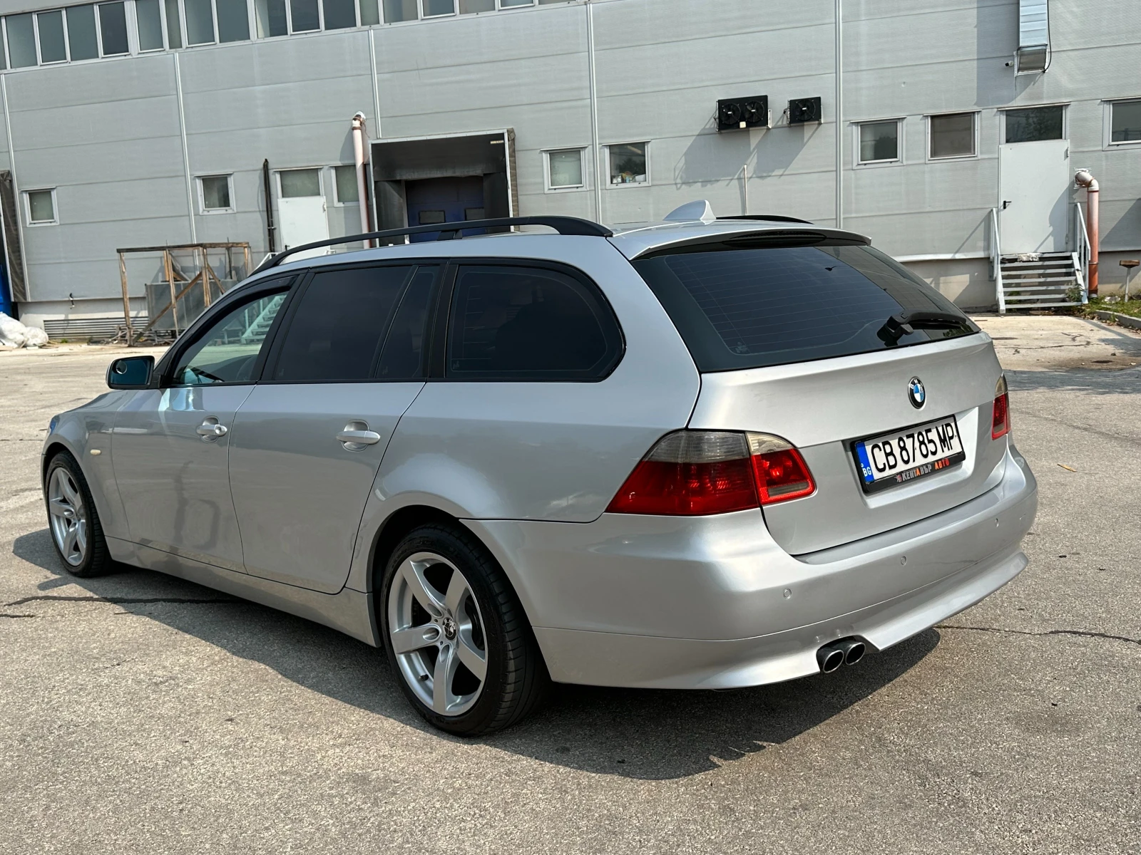 BMW 525 D 177к.с. Автоматик - изображение 3