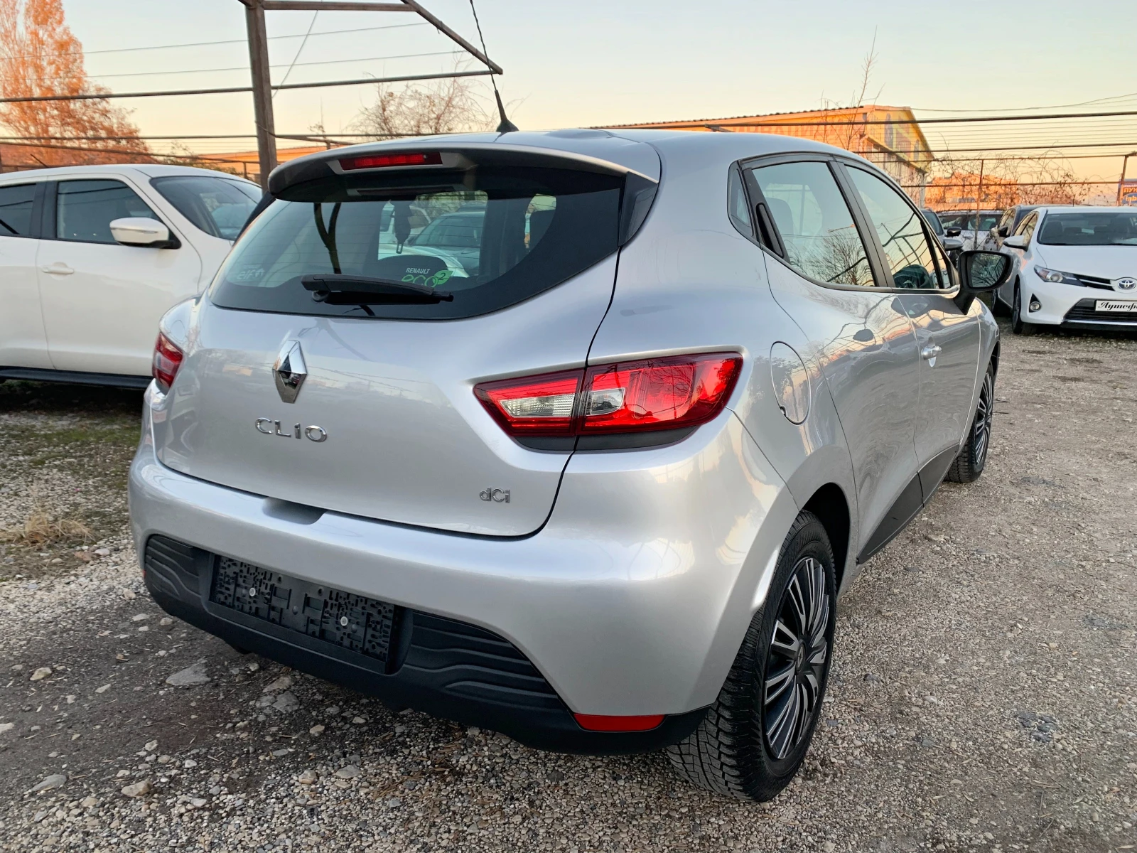 Renault Clio 1.5DCI НАВИ КАМЕРА ЕВРО-5В - изображение 4