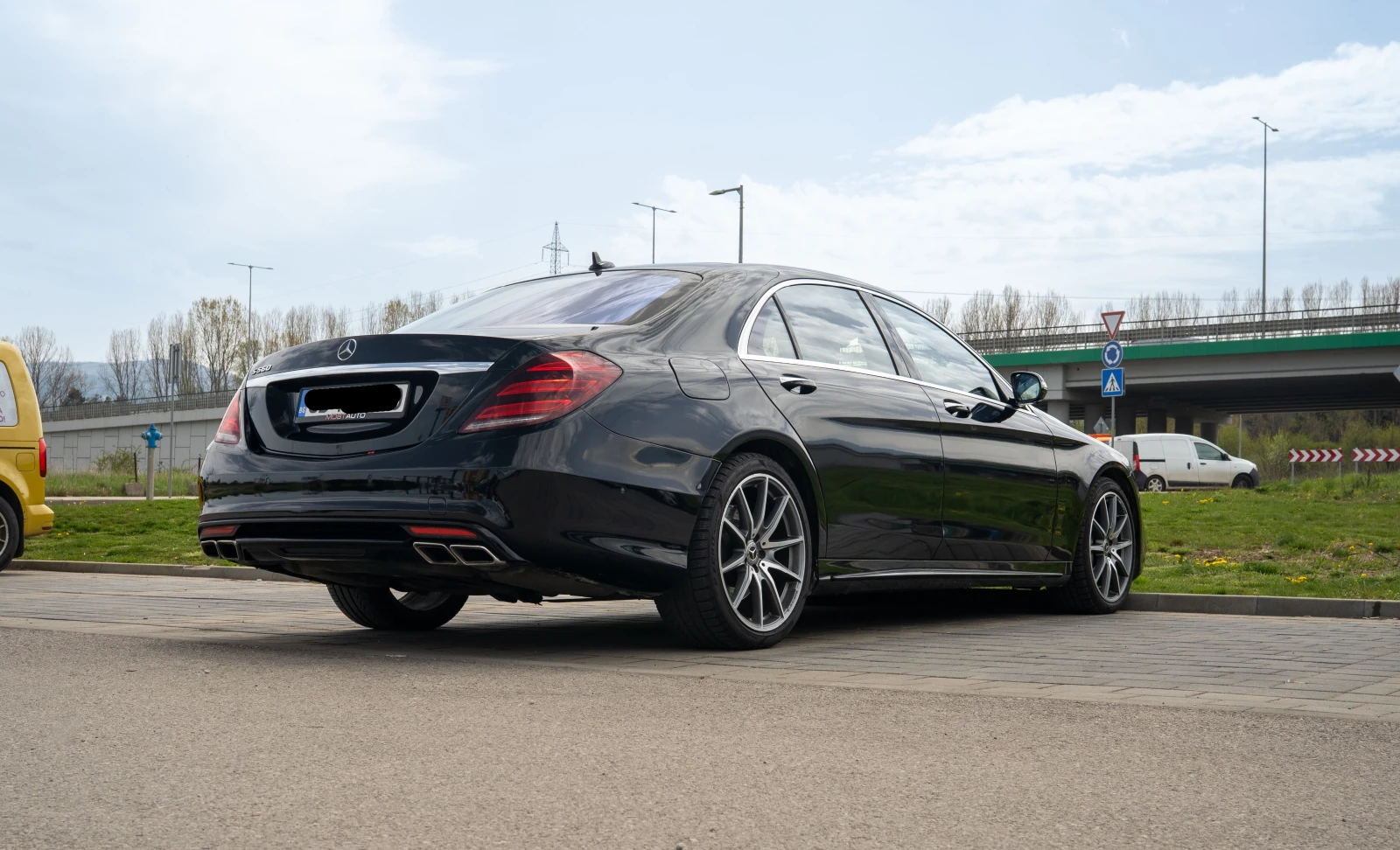 Mercedes-Benz S 560 V8, AMG line, 67 000км, 4.0 V8 bi-turbo - изображение 6