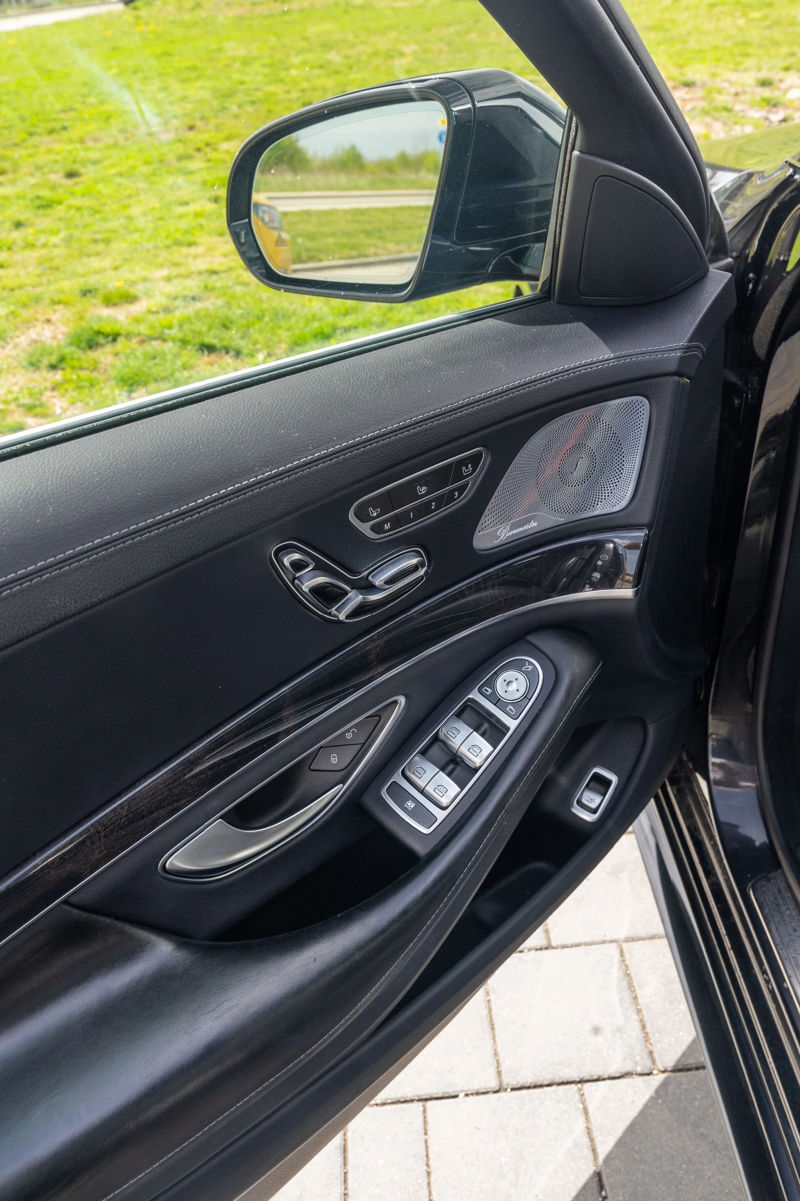 Mercedes-Benz S 560 V8, AMG line, 67 000км, 4.0 V8 bi-turbo - изображение 10
