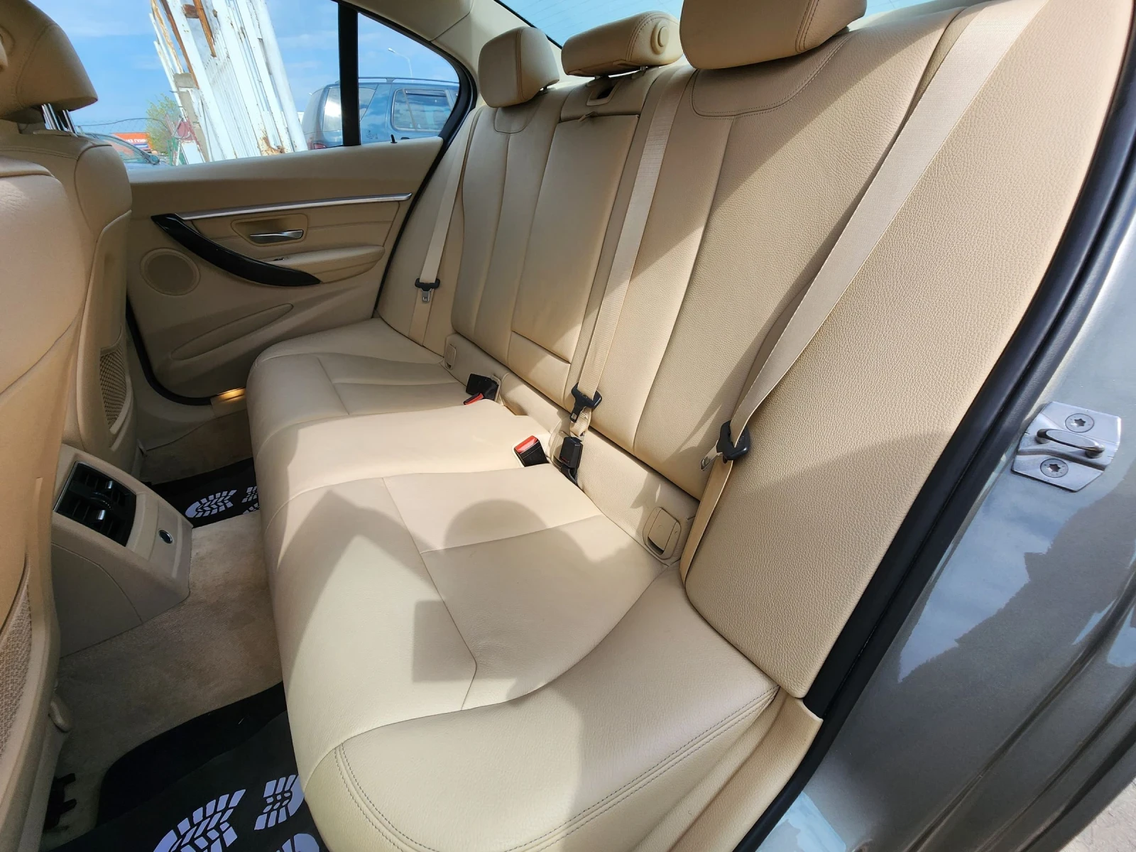 BMW 320 i Facelift | Mobile.bg — изображение 13