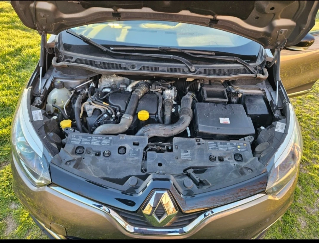 Renault Captur 1.5  DCI AVTOMAT, снимка 11 - Автомобили и джипове - 50611968