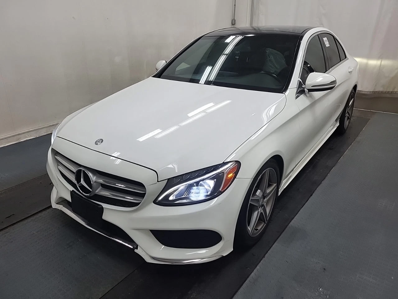 Mercedes-Benz C 300 *  *    *   *  | Mobile.bg   1