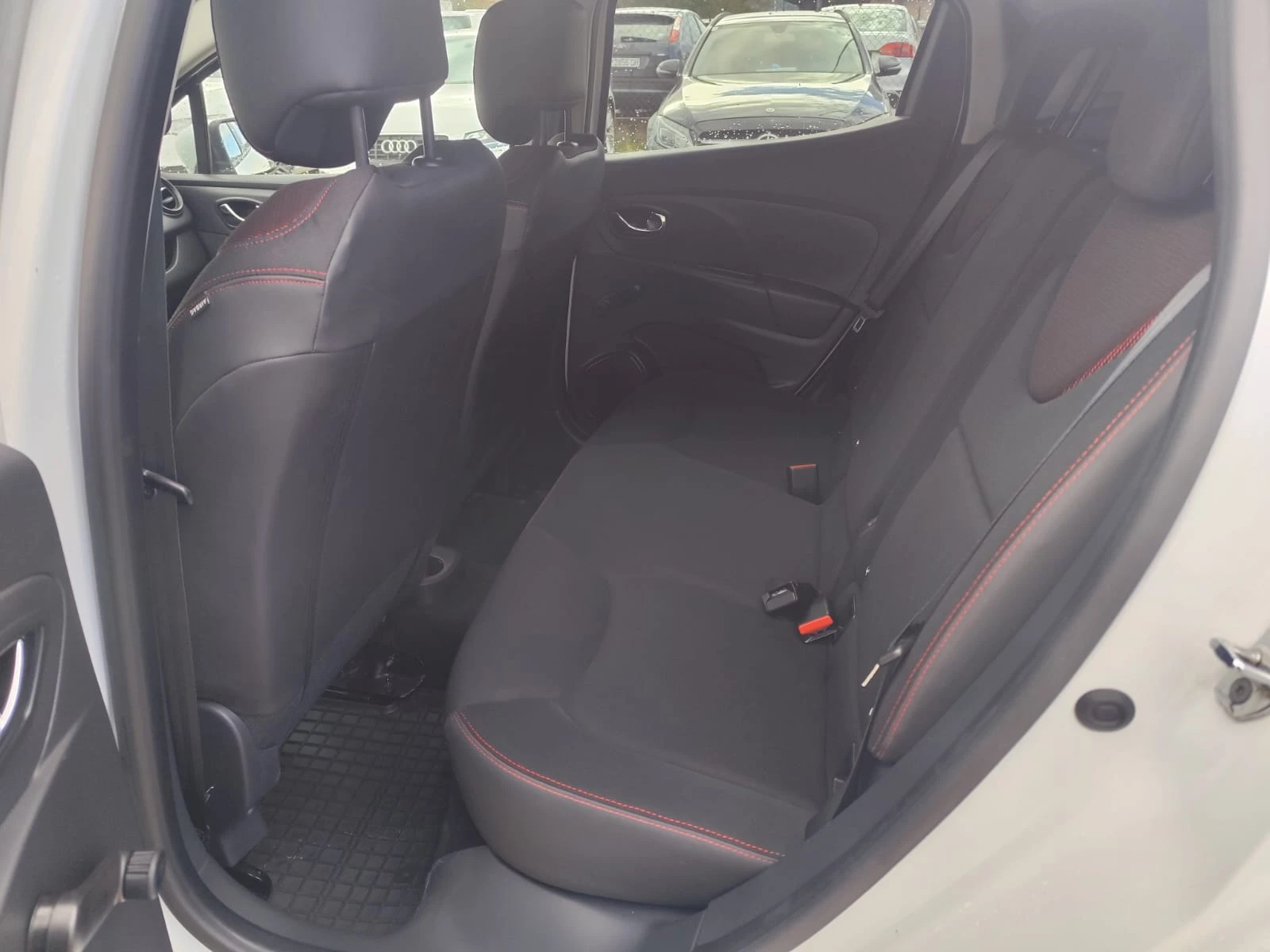 Renault Clio 1.5   | Mobile.bg   13