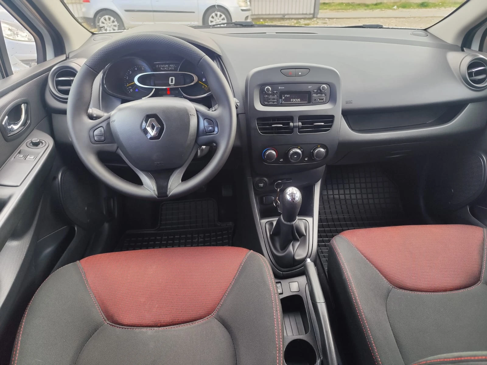 Renault Clio 1.5 дизел Италия - изображение 10
