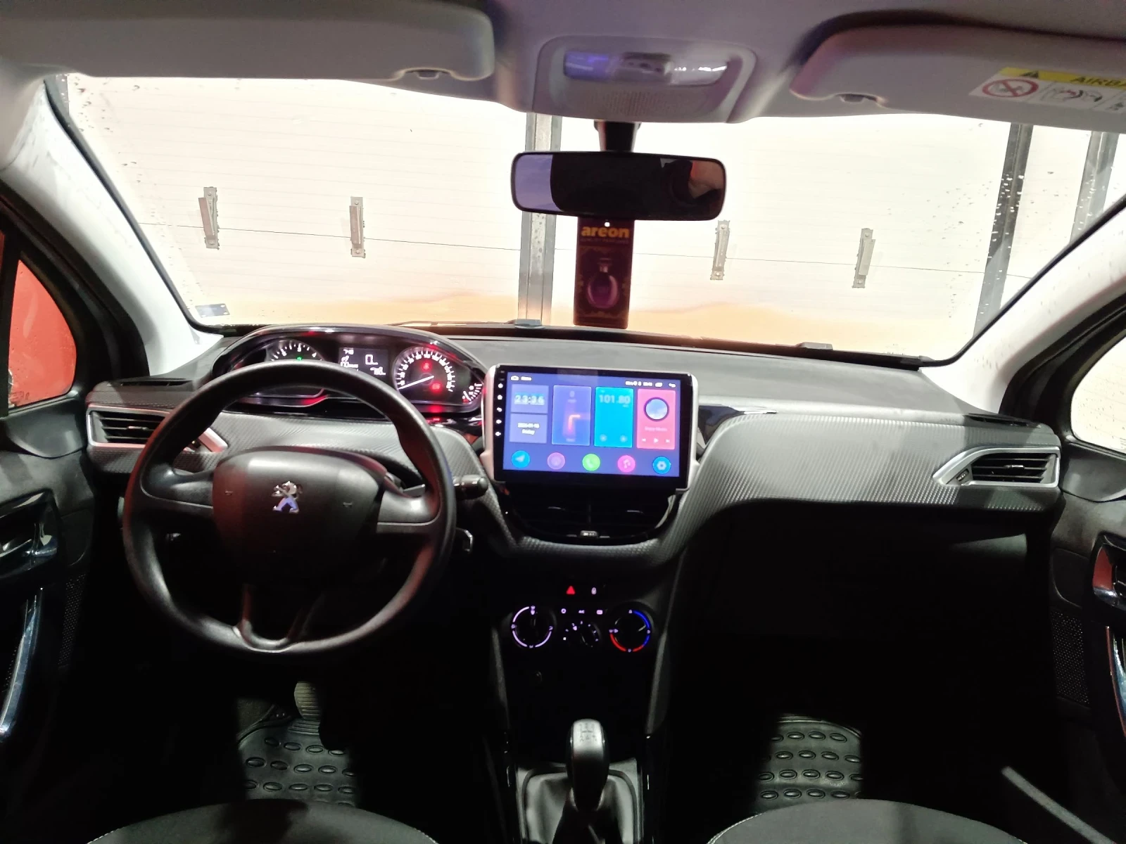 Peugeot 2008 1.6 HDI* 2016г.* Euro 6b* Навигация* Внос Белгия * - изображение 8