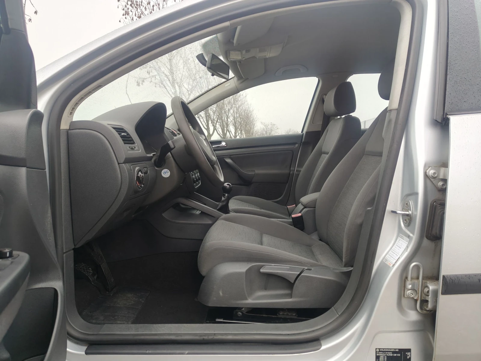 VW Golf 1.6i 102 | Mobile.bg � ����������� 12