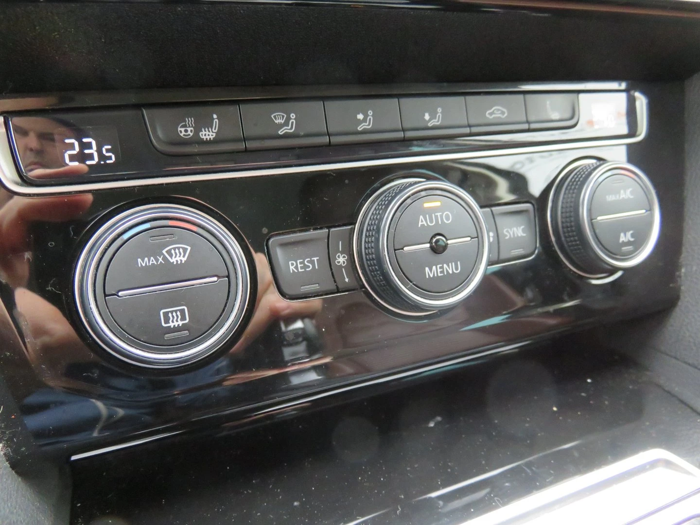VW Passat Highline 2.0TDI BMT | Mobile.bg � ����������� 10