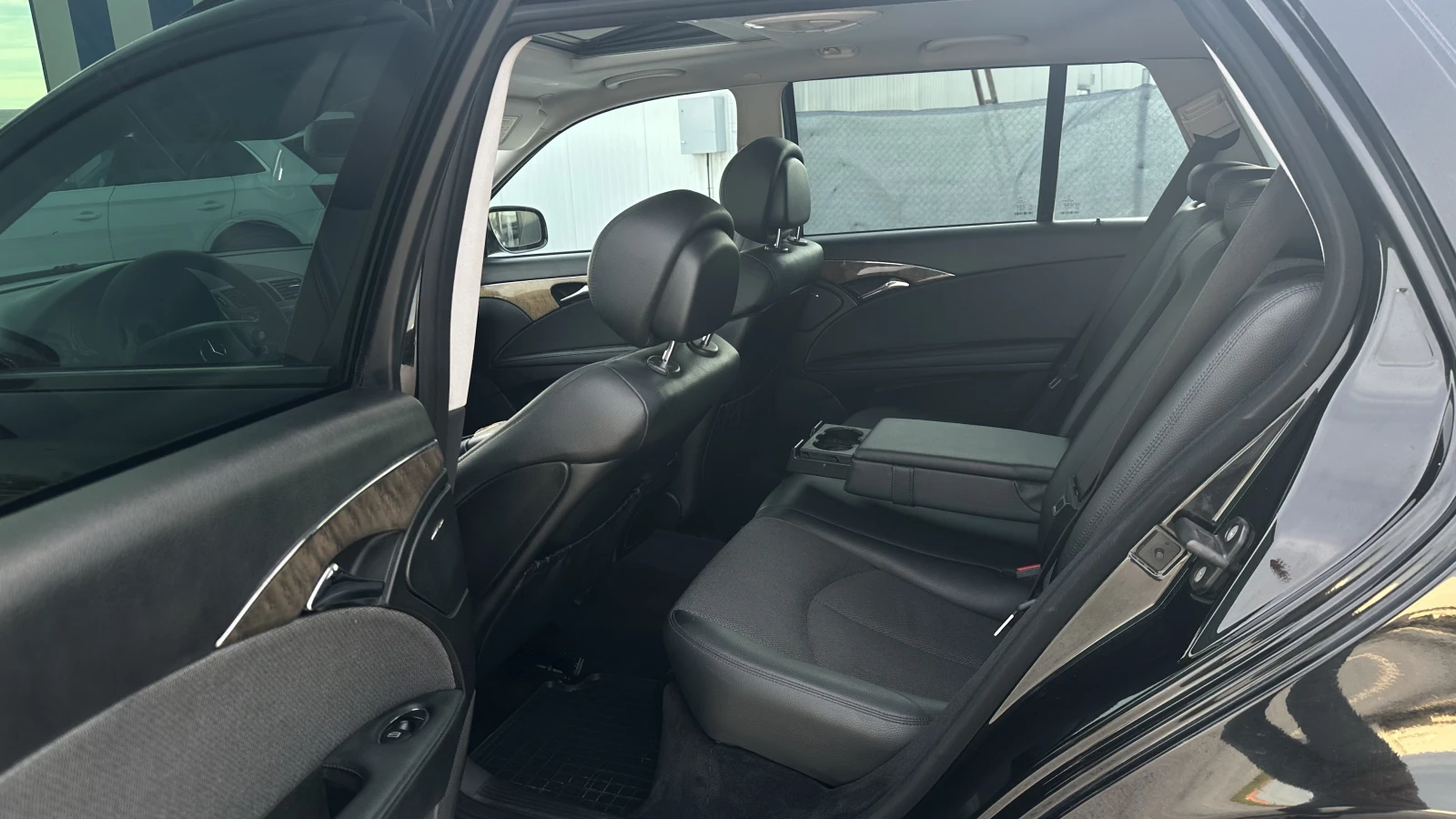 Mercedes-Benz E 280 AVANTGARDE| NAVI| ����������| �������| �������� | Mobile.bg � ����������� 9