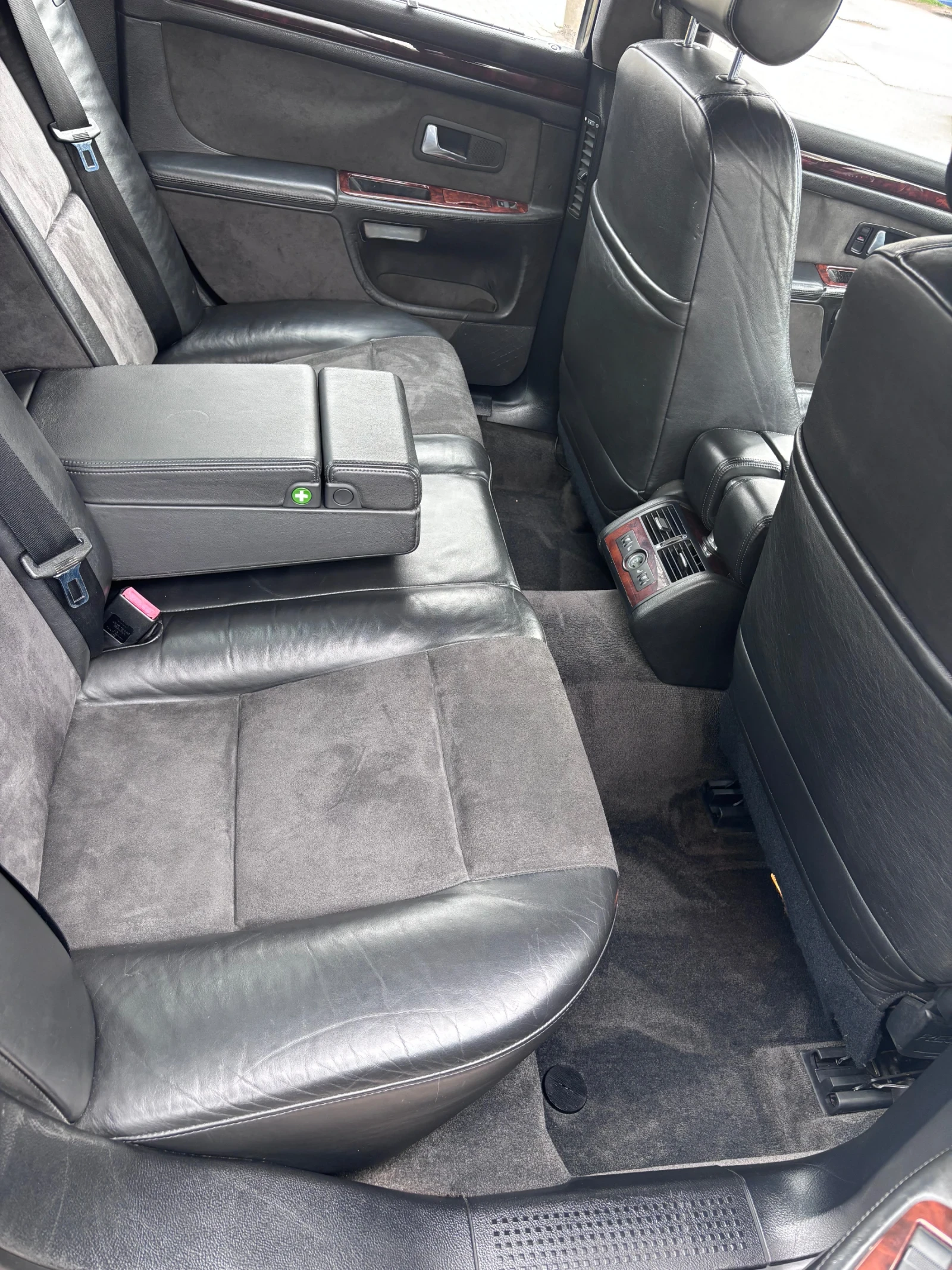 Audi S8, снимка 9 - Автомобили и джипове - 53977064