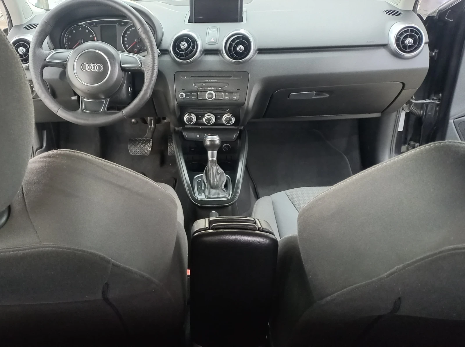 Audi A1 1.4 S-tronic , снимка 14 - Автомобили и джипове - 54104181