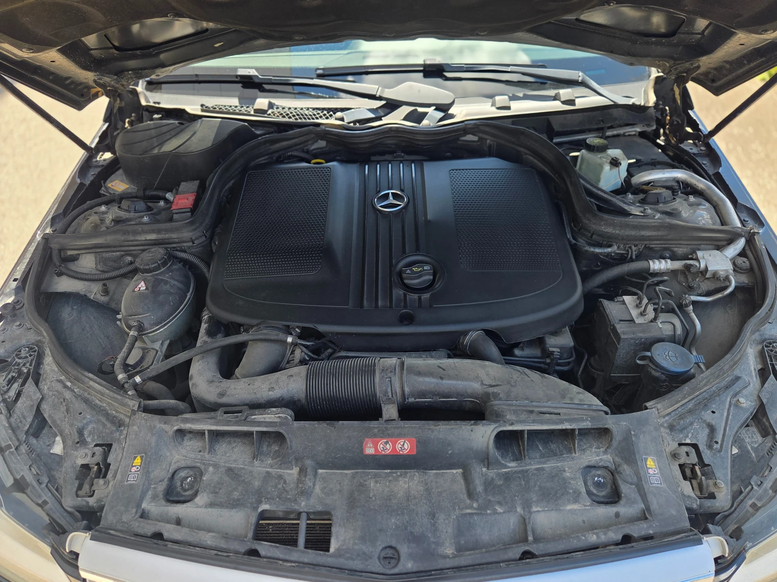 Mercedes-Benz C 250 CDI СМЕНЕНИ ВЕРИГИ* AVANTGATRD* , снимка 16 - Автомобили и джипове - 54189881