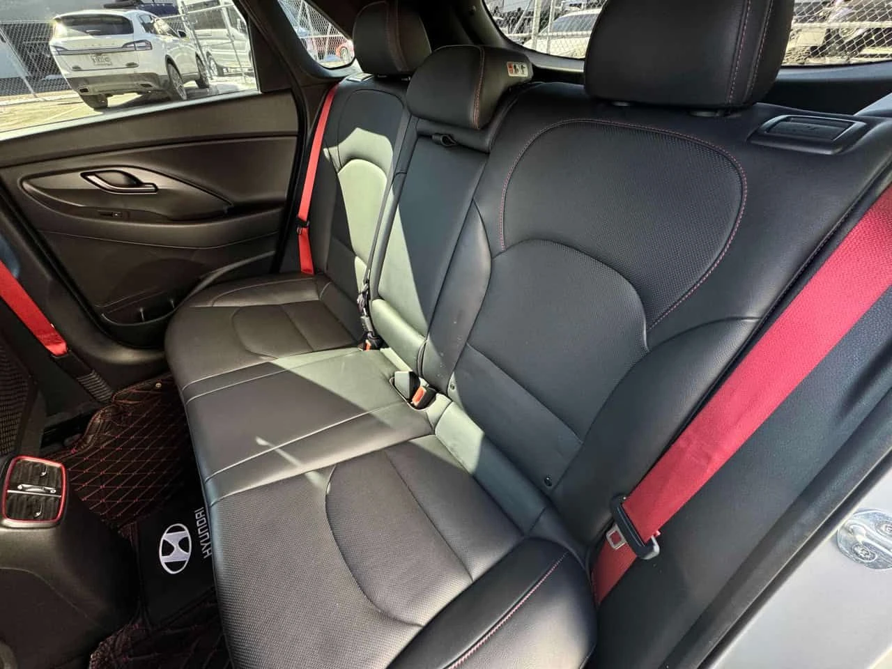 Hyundai Elantra * N Line * АВТОКРЕДИТ БЕЗ ПЪРВОНАЧАЛНА ВНОСКА* , снимка 11 - Автомобили и джипове - 54774422