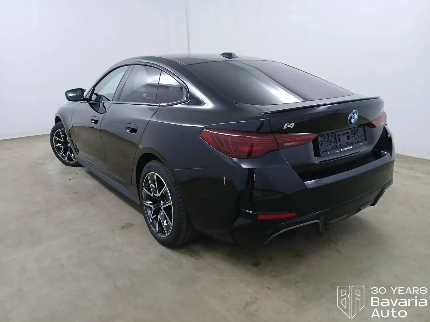 BMW i4 M50 xDrive Gran Coupe Automatic, снимка 2 - Автомобили и джипове - 54969826